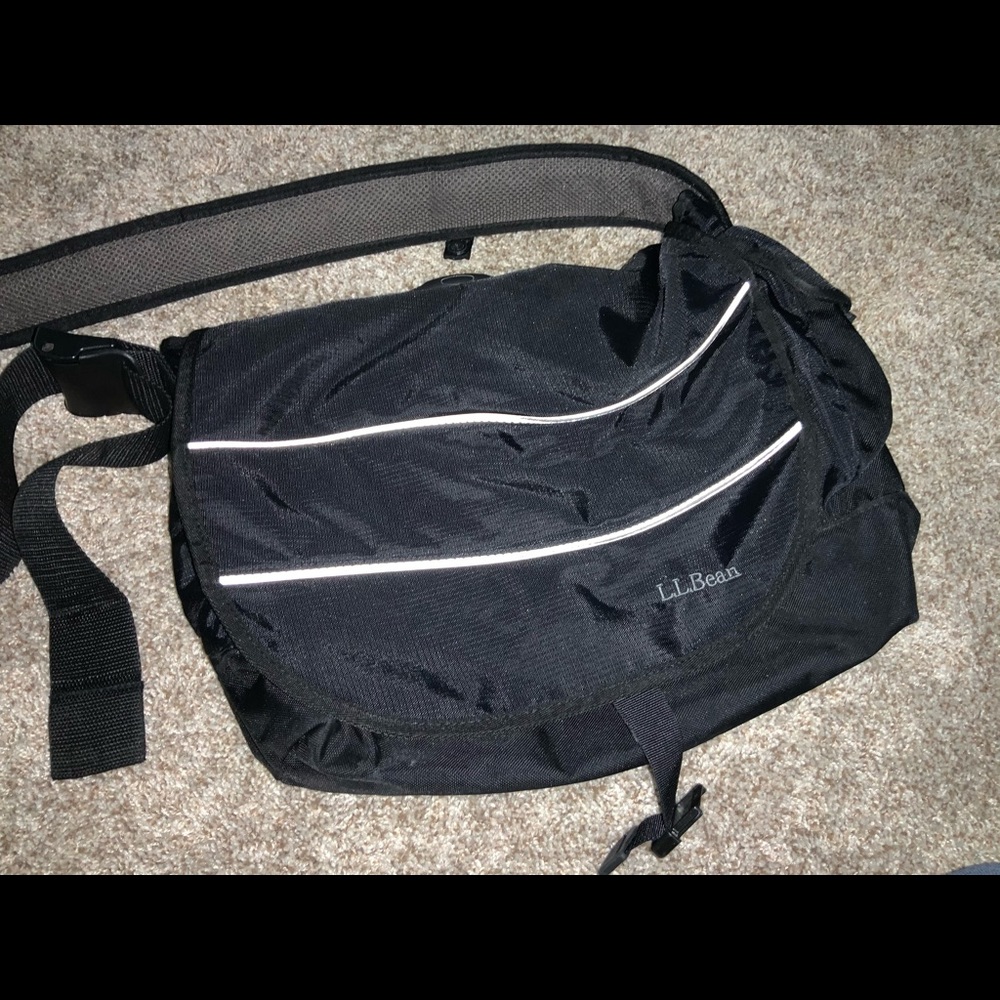 LL Bean Messenger Bag in Great Shape